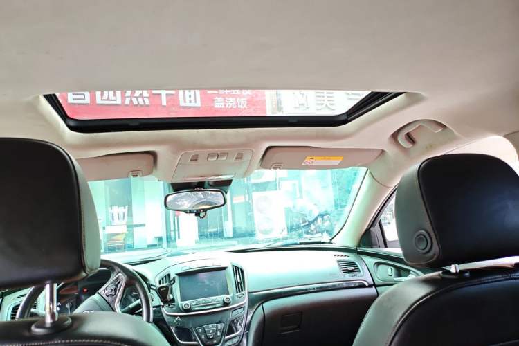 Used Buick Regal 2015 1.6T Elite Tech Model Headliner