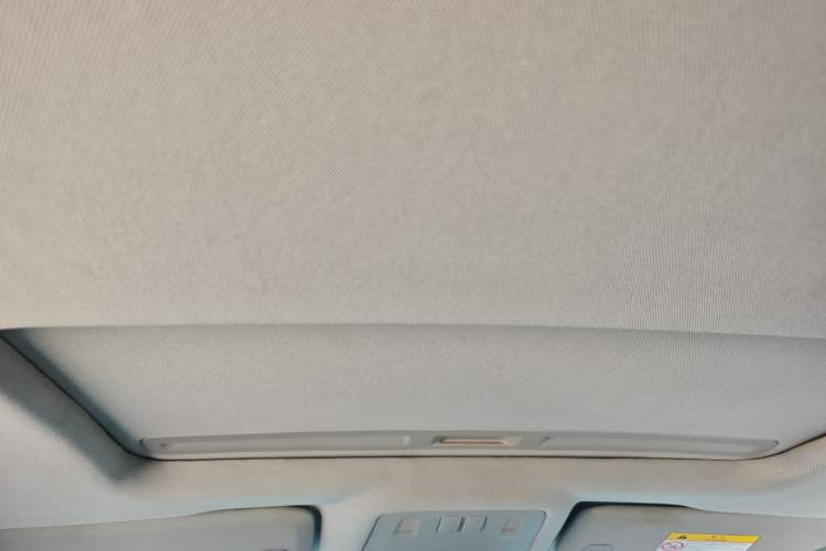 Used Buick Regal 2015 1.6T Leading Technology Model Headliner