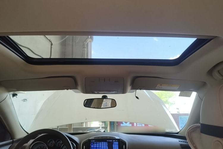 Used Buick Regal 2015 2.0L Leading Fashion Edition Headliner