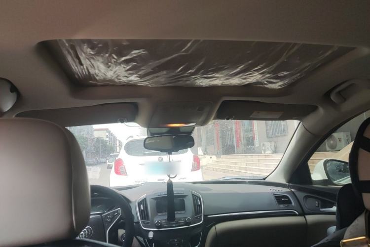 Used Buick Regal 2015 2.0L Elite Fashion Edition Headliner