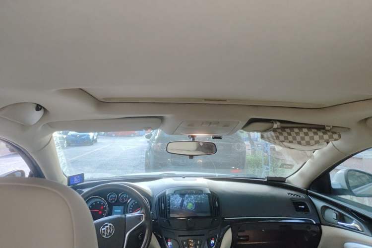 Used Buick Regal 2015 2.0L Leading Fashion Edition Headliner