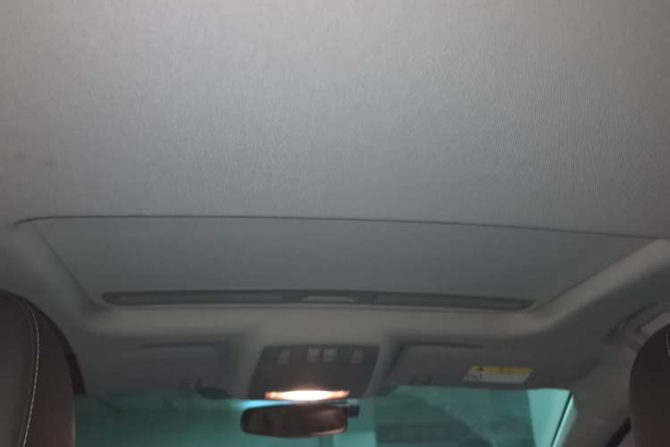 Used Buick Regal 2015 1.6T Leading Technology Model Headliner