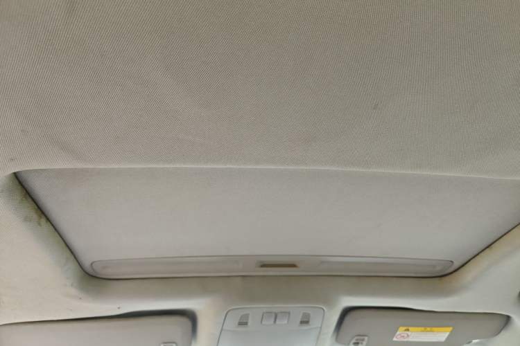 Used Buick Regal 2015 1.6T Leading Technology Model Headliner