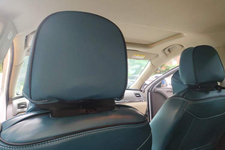 Used Buick Regal 2015 2.0L Leading Fashion Edition Headliner