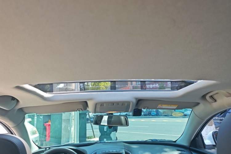 Used Buick Regal 2015 1.6T Leading Technology Model Headliner