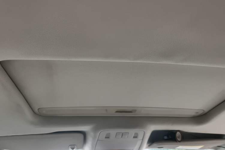 Used Buick Regal 2015 2.0L Leading Fashion Edition Headliner