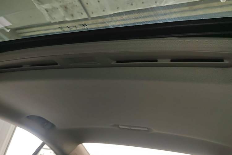 Used Buick Regal 2015 1.6T Leading Technology Model Headliner