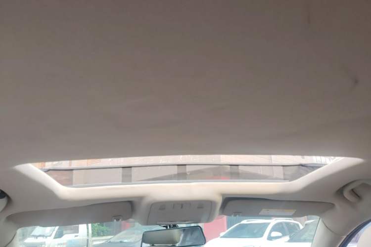 Used Buick Regal 2015 2.0L Leading Fashion Edition Headliner