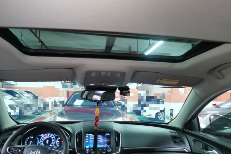 Used Buick Regal 2015 1.6T Elite Tech Model Headliner