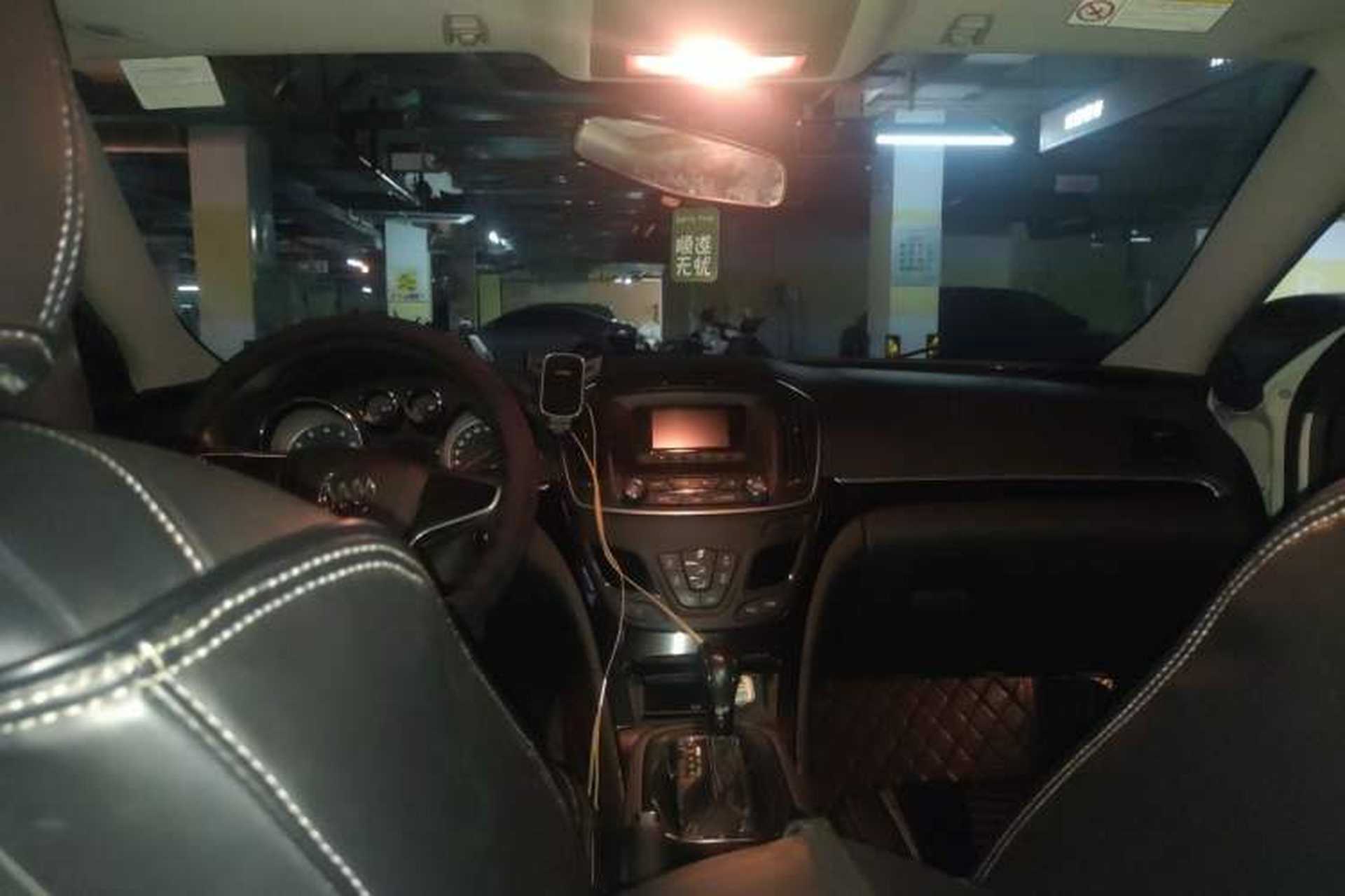 Used Buick Regal 2015 1.6T Leading Technology Model Headliner