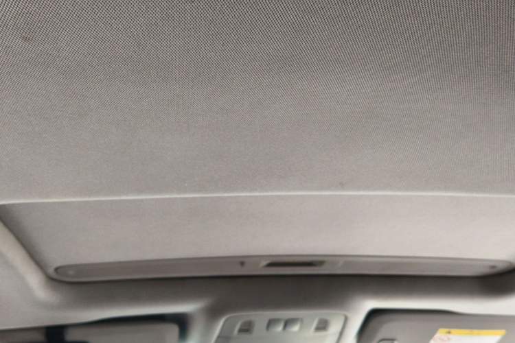 Used Buick Regal 2015 1.6T Elite Tech Model Headliner