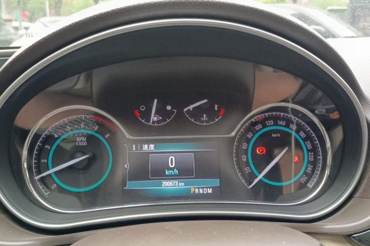 Used Buick Regal 2015 2.0L Elite Fashion Edition Instrument Cluster