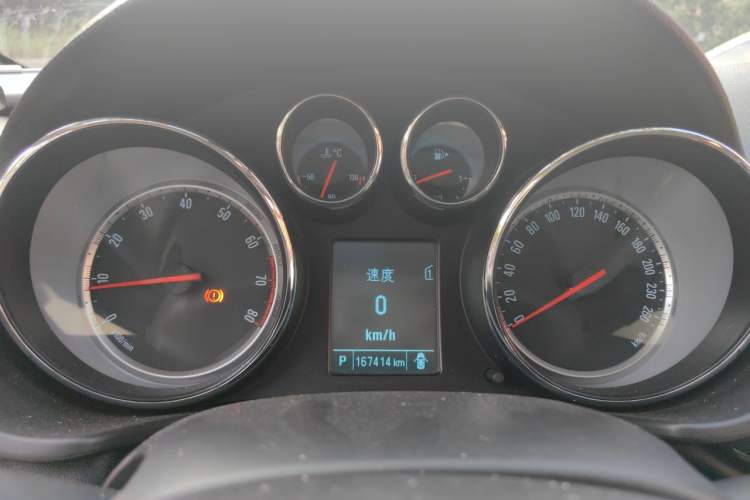 Used Buick Regal 2015 1.6T Leading Technology Model Instrument Cluster