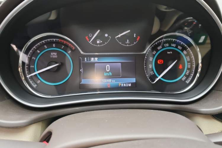 Used Buick Regal 2015 2.0L Elite Fashion Edition Instrument Cluster