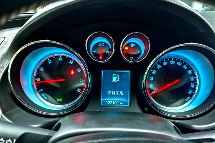 Used Buick Regal 2015 1.6T Leading Technology Model Instrument Cluster