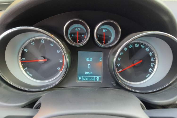 Used Buick Regal 2015 1.6T Leading Technology Model Instrument Cluster