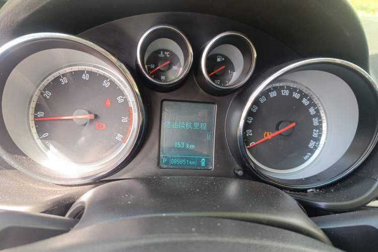 Used Buick Regal 2015 1.6T Leading Technology Model Instrument Cluster