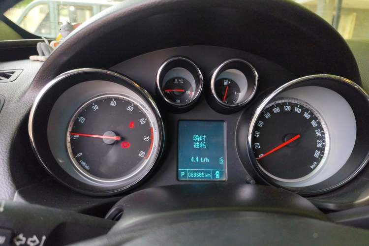 Used Buick Regal 2015 1.6T Leading Technology Model Instrument Cluster