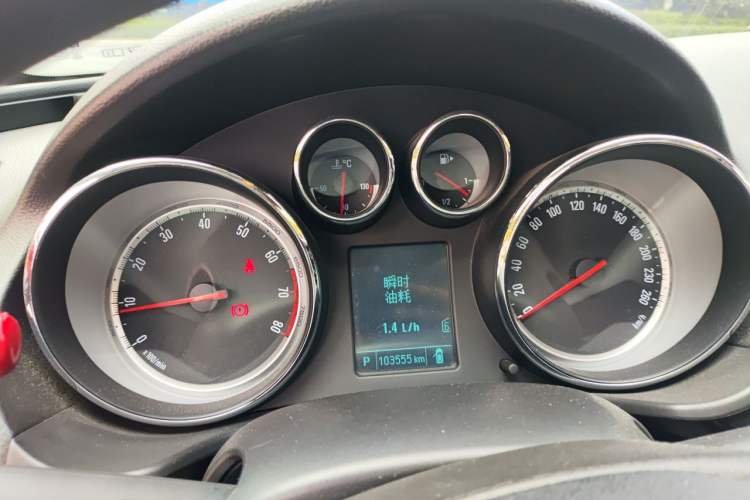 Used Buick Regal 2015 1.6T Leading Technology Model Instrument Cluster