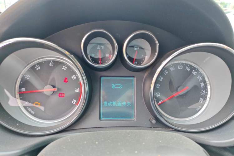 Used Buick Regal 2015 1.6T Leading Technology Model Instrument Cluster