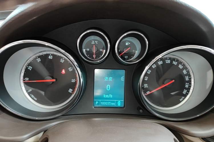 Used Buick Regal 2015 2.0L Leading Fashion Edition Instrument Cluster