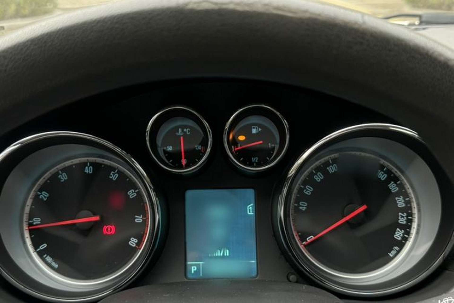 Used Buick Regal 2015 1.6T Leading Technology Model Instrument Cluster