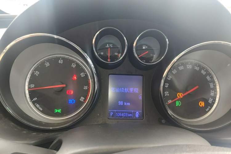 Used Buick Regal 2015 1.6T Leading Technology Model Instrument Cluster