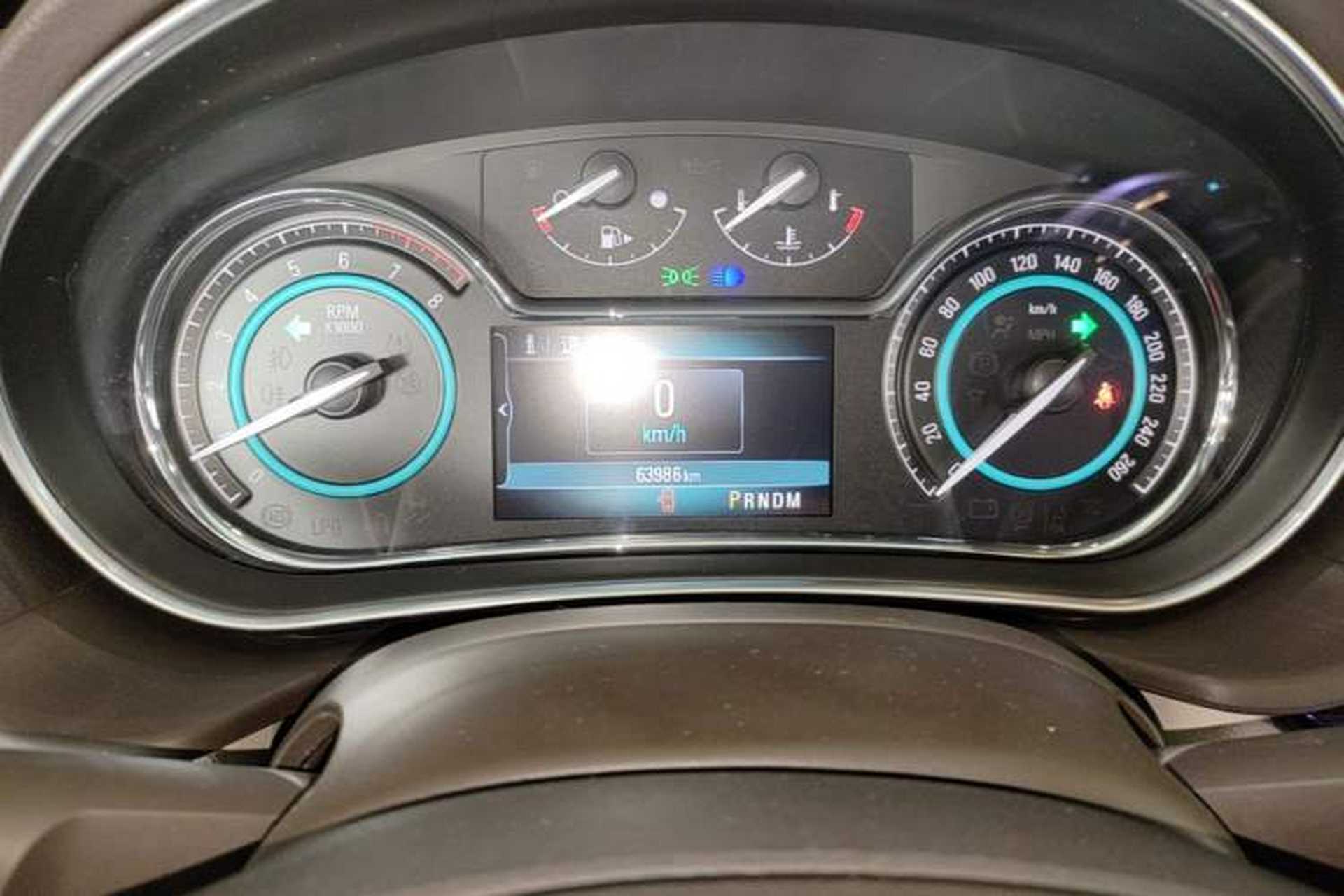 Used Buick Regal 2015 2.0L Elite Fashion Edition Instrument Cluster