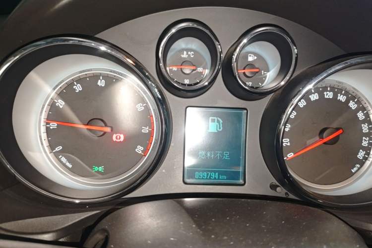 Used Buick Regal 2015 1.6T Leading Technology Model Instrument Cluster