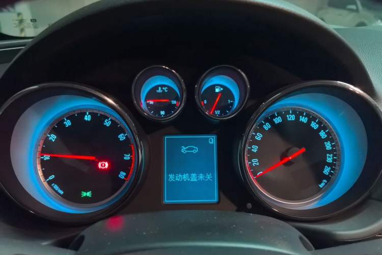 Used Buick Regal 2015 1.6T Leading Technology Model Instrument Cluster