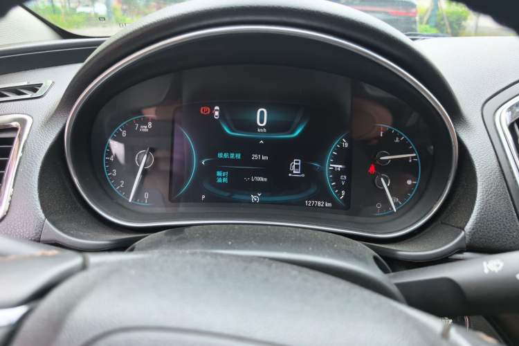 Used Buick Regal 2015 1.6T Elite Tech Model Instrument Cluster