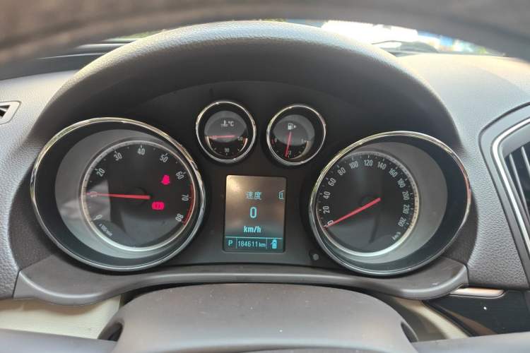 Used Buick Regal 2015 2.0L Leading Fashion Edition Instrument Cluster
