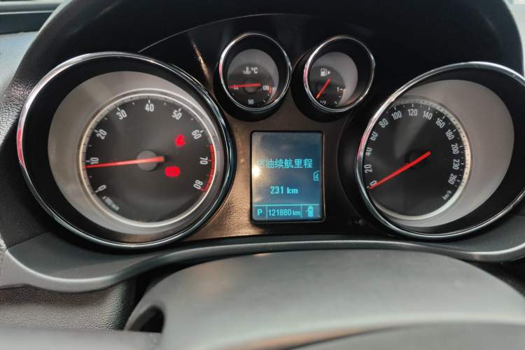 Used Buick Regal 2015 1.6T Leading Technology Model Instrument Cluster