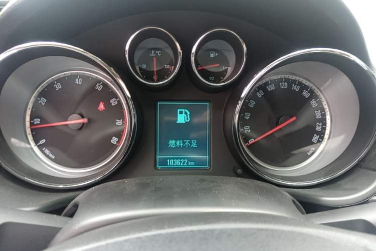 Used Buick Regal 2015 1.6T Leading Technology Model Instrument Cluster