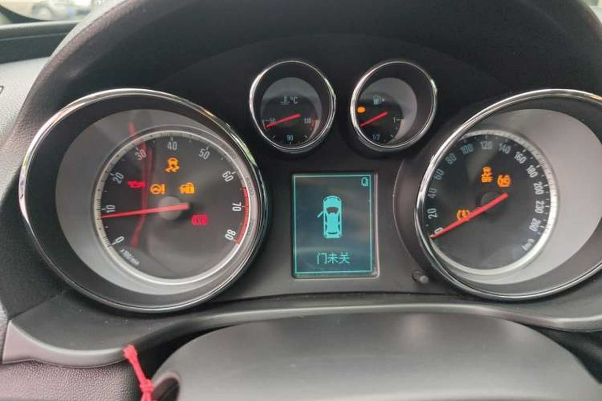 Used Buick Regal 2015 1.6T Leading Technology Model Instrument Cluster