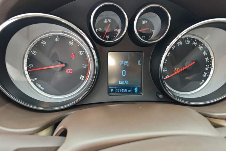 Used Buick Regal 2015 2.0L Leading Fashion Edition Instrument Cluster