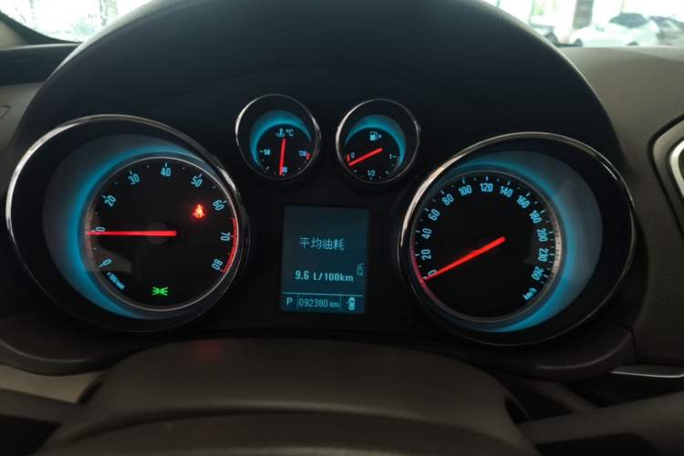 Used Buick Regal 2015 2.0L Leading Fashion Edition Instrument Cluster