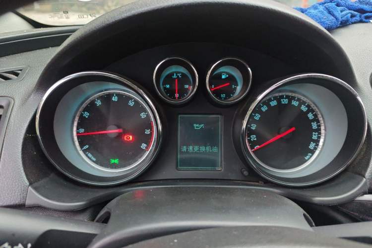 Used Buick Regal 2015 1.6T Leading Technology Model Instrument Cluster