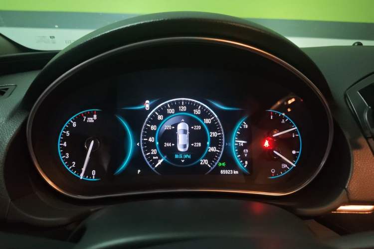 Used Buick Regal 2015 1.6T Elite Tech Model Instrument Cluster