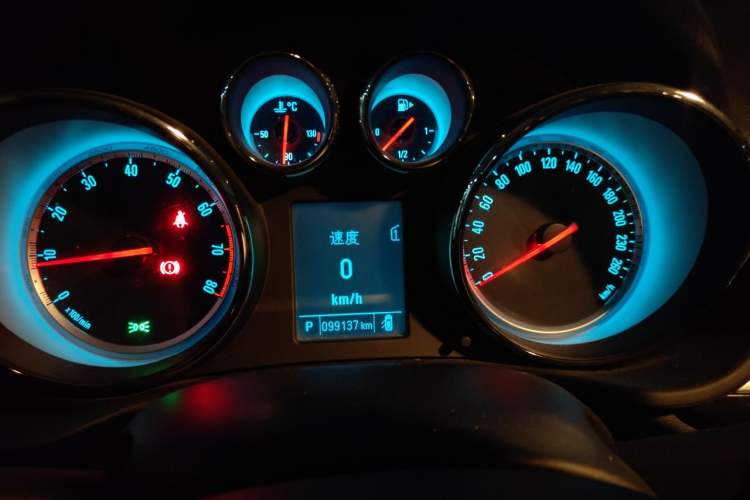 Used Buick Regal 2015 1.6T Leading Technology Model Instrument Cluster