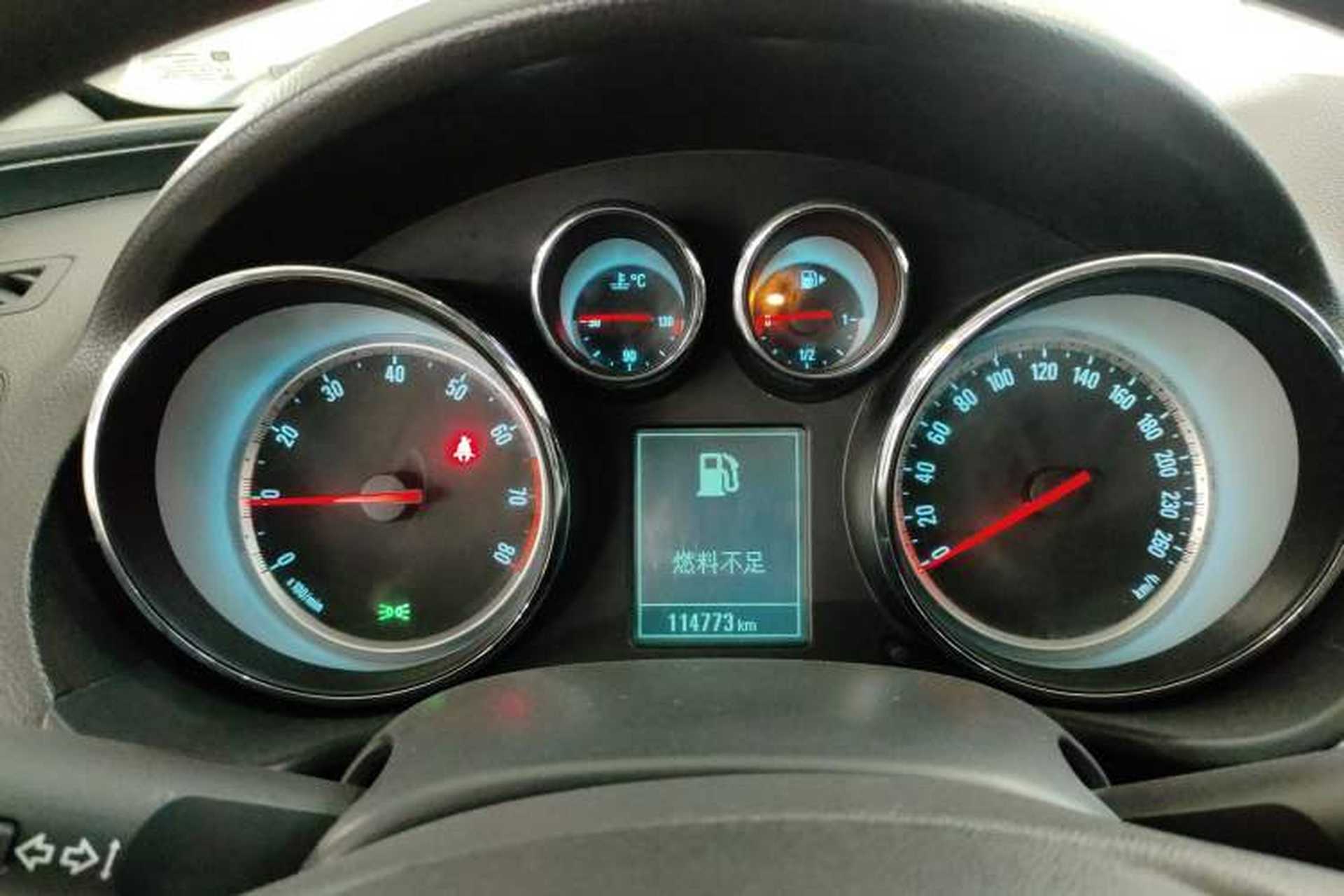 Used Buick Regal 2015 1.6T Leading Technology Model Instrument Cluster