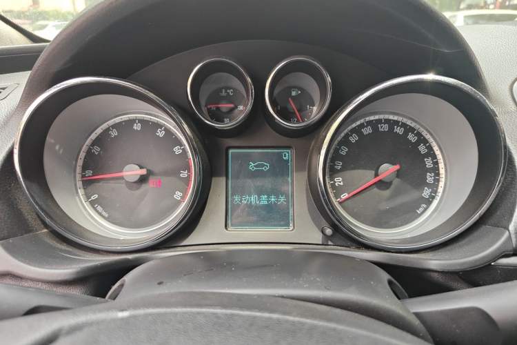 Used Buick Regal 2015 1.6T Leading Technology Model Instrument Cluster
