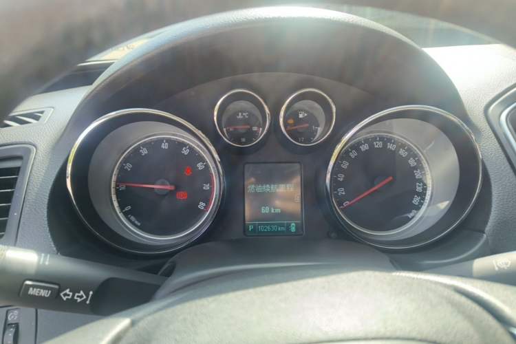Used Buick Regal 2015 1.6T Leading Technology Model Instrument Cluster