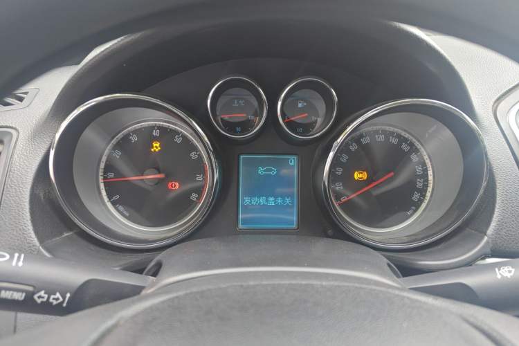 Used Buick Regal 2015 1.6T Leading Technology Model Instrument Cluster