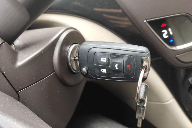 Used Buick Regal 2015 2.0L Leading Fashion Edition Interior 1