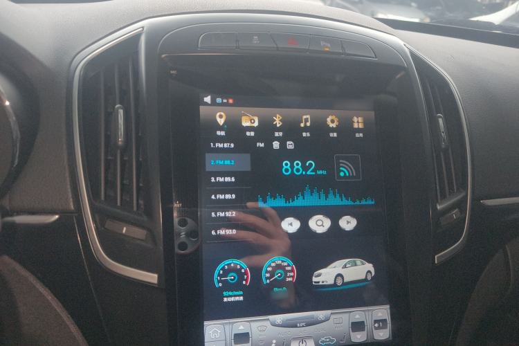 Used Buick Regal 2015 1.6T Leading Technology Model Interior 2
