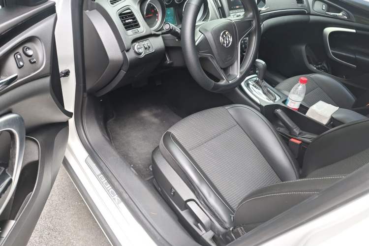 Used Buick Regal 2015 1.6T Leading Technology Model Interior 3