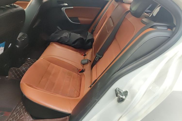 Used Buick Regal 2015 1.6T Elite Tech Model Interior 4