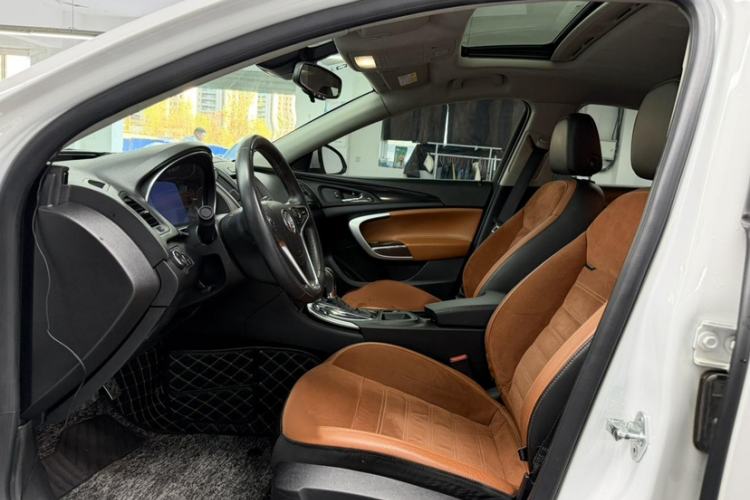 Used Buick Regal 2015 1.6T Elite Tech Model Interior 4
