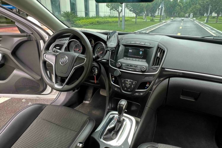 Used Buick Regal 2015 1.6T Leading Technology Model Interior 5